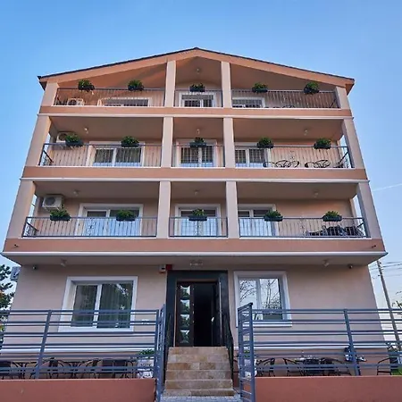 Casa Lema Bay Konukevi 3*
