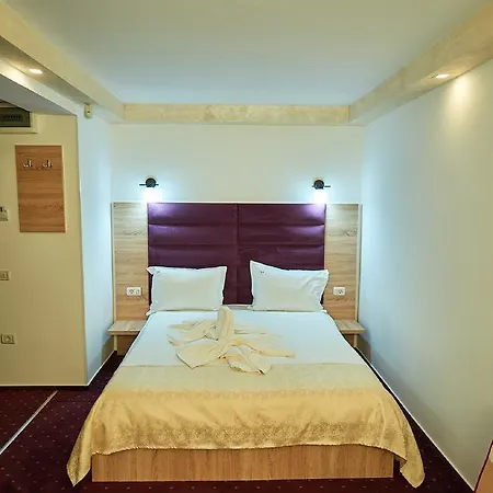 Casa Lema Bay Pensionat 3*